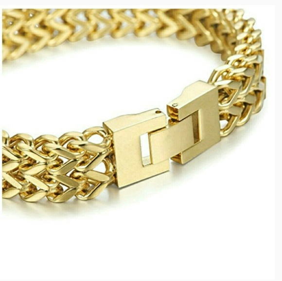 A5 NEW  Gold Stainless Steel Bracelets.  - Picture 6 of 8